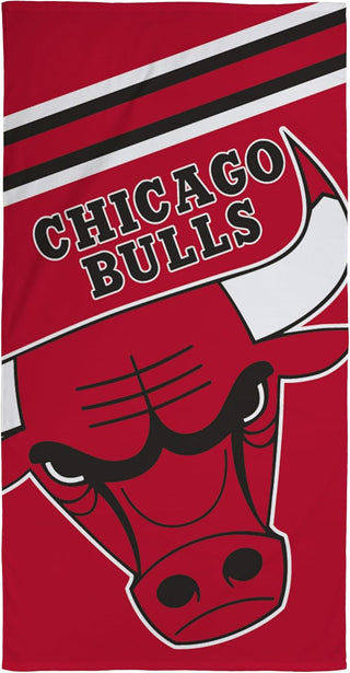 NBA Officially Licensed Towel Super Soft Feel, Chicago Bulls Red Basketball Team Design Perfect The Home, Bath, Beach & Swimming Pool One Size 75cm x 150cm 100% Cotton