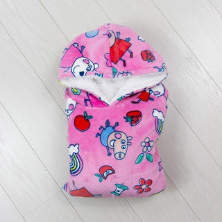 Peppa Pig and Friends Design Oversized Wearable Hooded Fleece Super Warm and Cosy Perfect For Smaller Kids Age 3-6 Years Pink