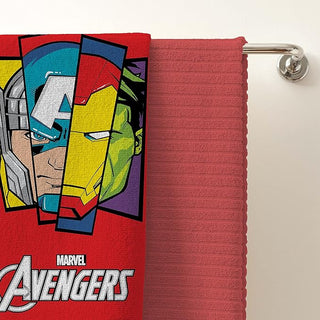 Disney Towel - Marvel Avengers Design - 100% Cotton - 140 x 70cm