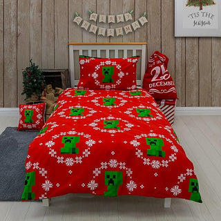 Minecraft Reversible Duvet Set - Christmas Pixels Design - Single