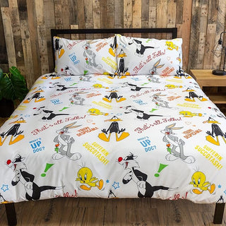 Looney Tunes Reversible Duvet Set - Thats's All Folks Design - Single and Double