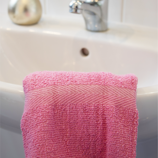 K Collection 10 Piece Egyptian Cotton Towel Set - 100% Cotton -  4 x Face, 4 x Face & 2 x Bath - Pink Design