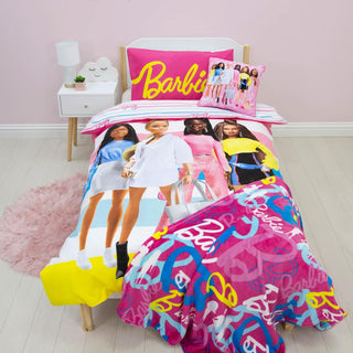 Barbie Unboxed Single Duvet Cover Set – Reversible Pink Bedding